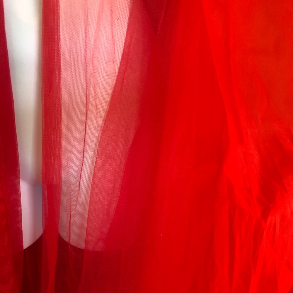 Halloween Red Costume Cape full length - Picture 5 of 10
